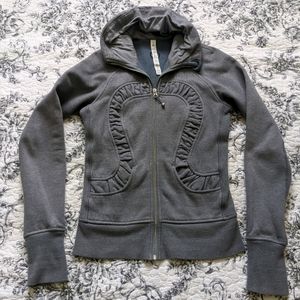 Lululemon grey sweater